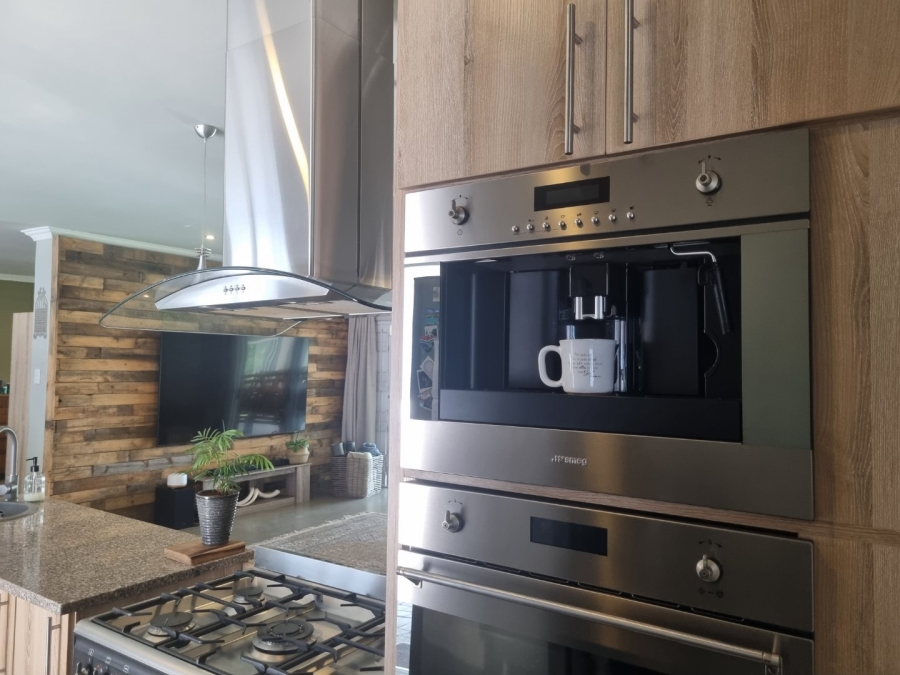 5 Bedroom Property for Sale in Vaalpark Free State